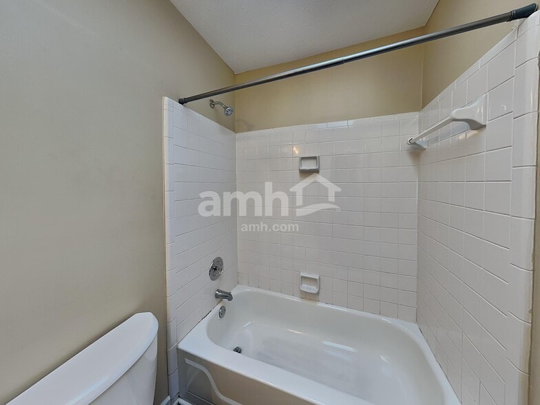 Building Photo - 1785 Summit Edge Cir