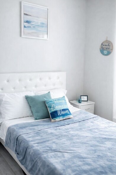 Building Photo - 2682 Nokomis Ave