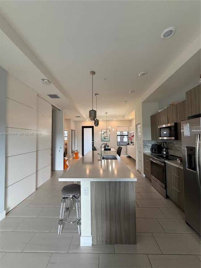 Building Photo - 7815 NW 104th Ave