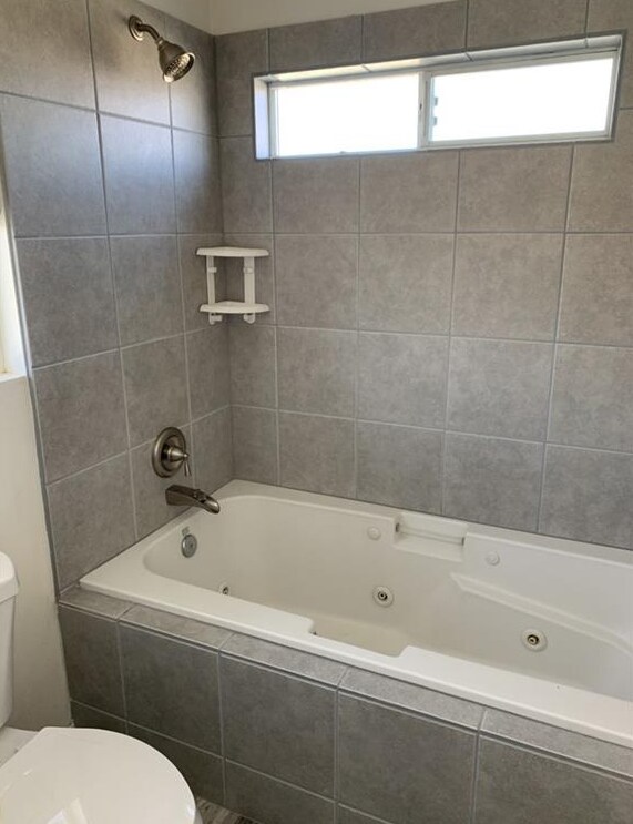Building Photo - 8610 Bolero Dr