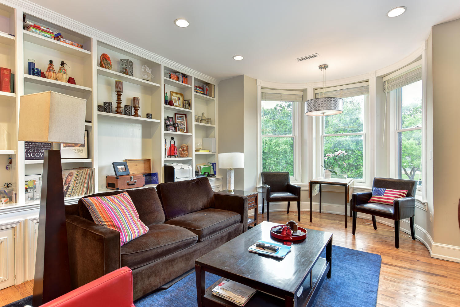 Living room - 24 Logan Cir NW