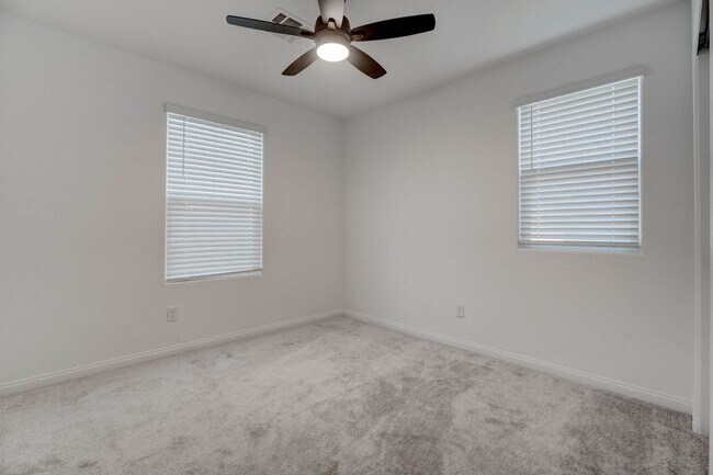 Building Photo - 111 Balsam Leaf Ct