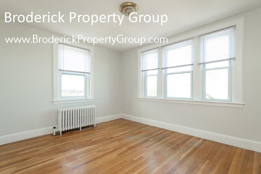Building Photo - 130 Highland Ave