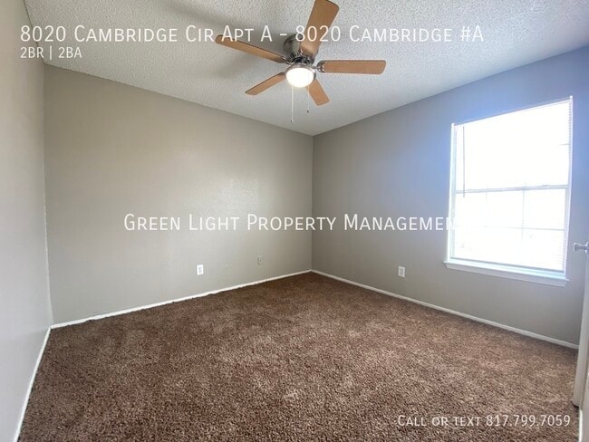 Building Photo - 8020 Cambridge Cir