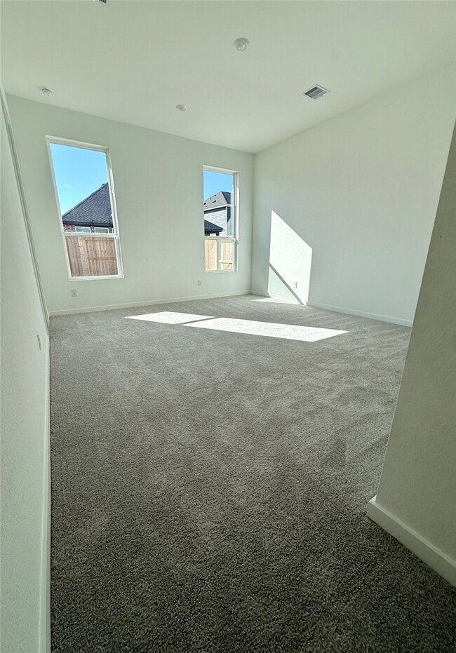 Building Photo - 31111 Riley Hts Dr