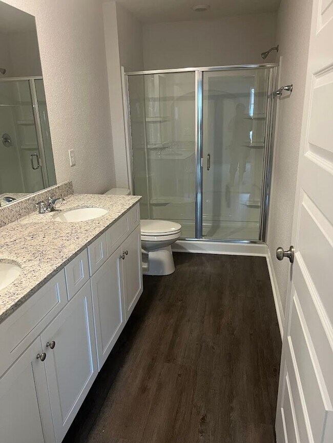 Building Photo - Stonebrooke S/D