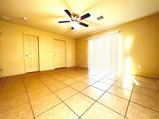 Building Photo - 10183 Dijon Pl