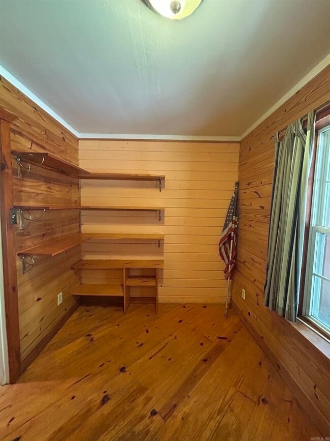 Building Photo - 116 Pineapple Dr