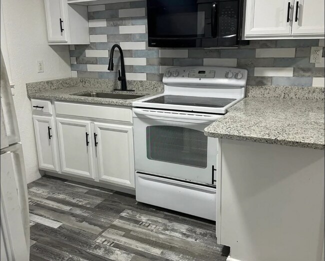 Building Photo - 2719 Bockman Ave