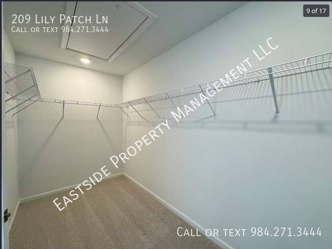 Building Photo - 209 Lily Patch Ln