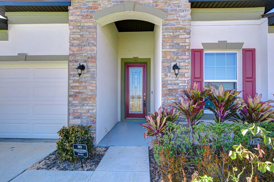 Building Photo - 10027 Dolphin Gull Cir