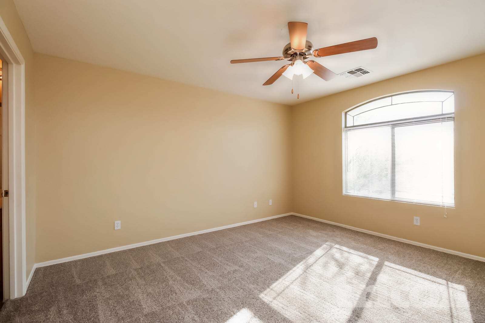 Building Photo - 8332 W Crown King Rd