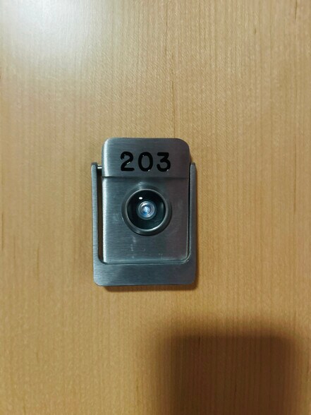 Building Photo - 550 New Holland Ave