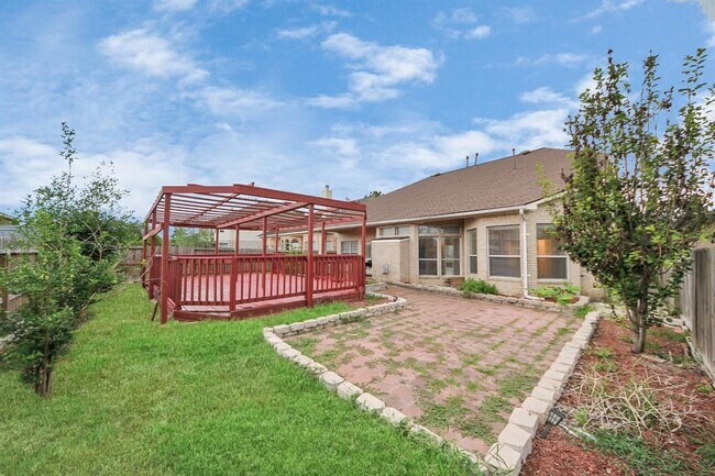 Building Photo - 930 Allisa St