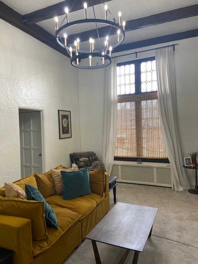 LIVING ROOM - 1211 Far Hills Ave