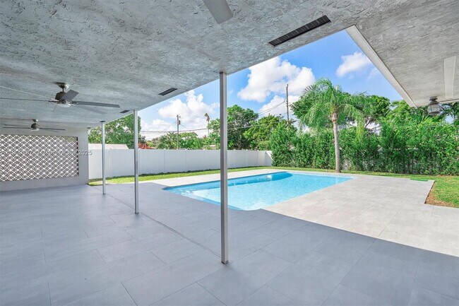 Building Photo - 4309 Jackson St