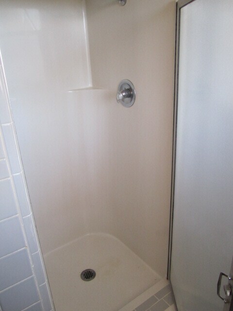 Building Photo - 1000 S Howard Ave