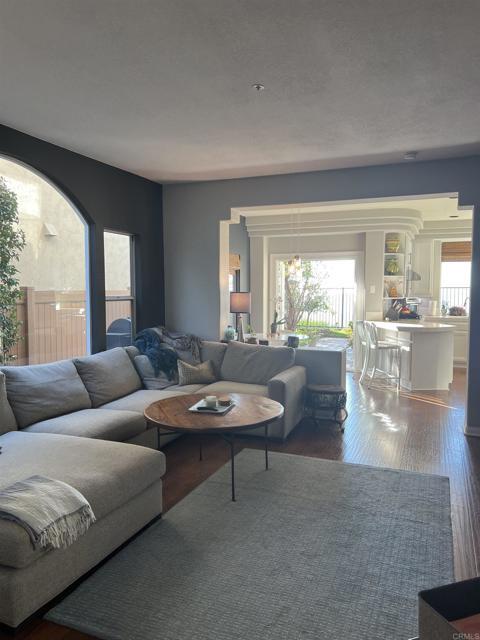 Building Photo - 1969 Woodland Heights Glen