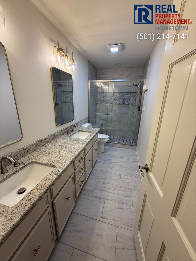 Building Photo - 130 Valley Club Cir