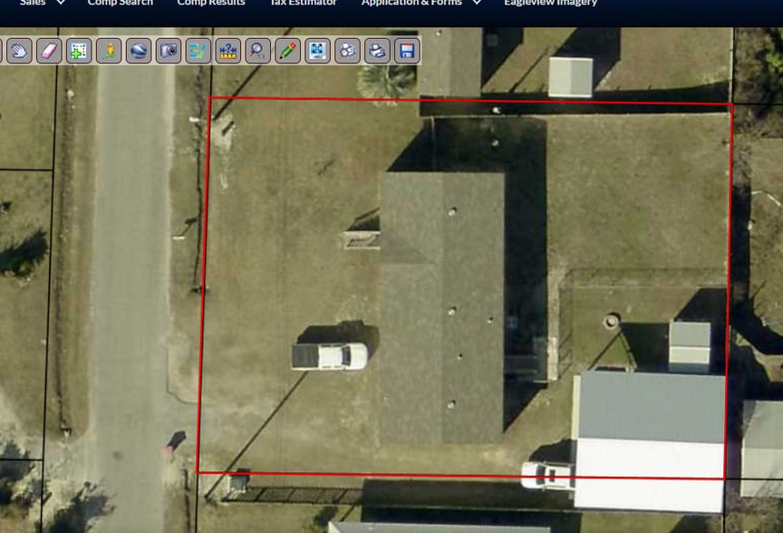 Building Photo - 134 N Larry Dr