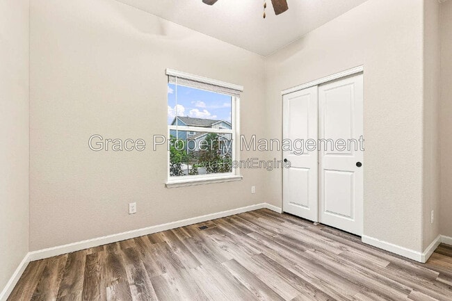 Building Photo - 8883 Ventura Ct