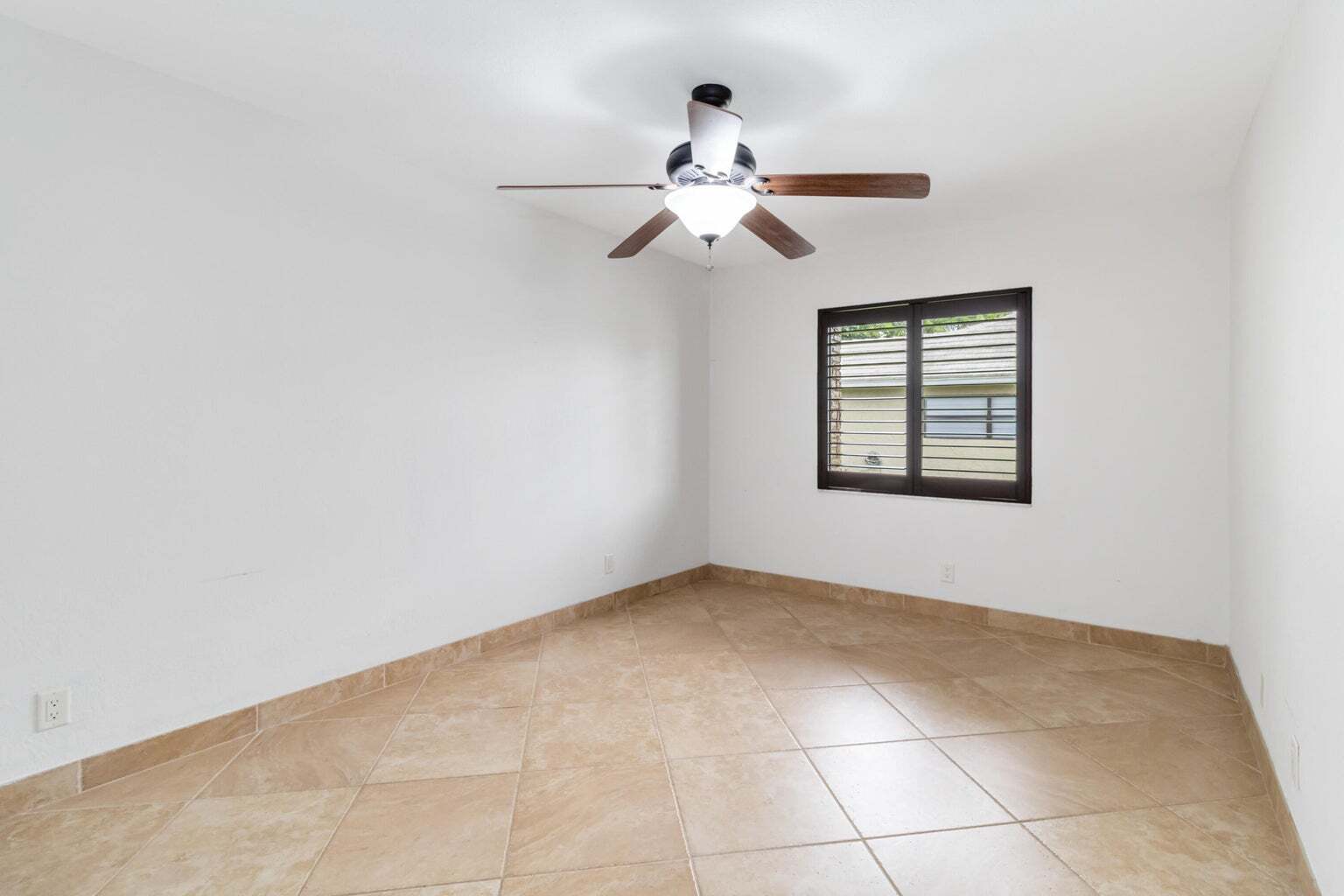 Building Photo - 21920 Holly Tree Way