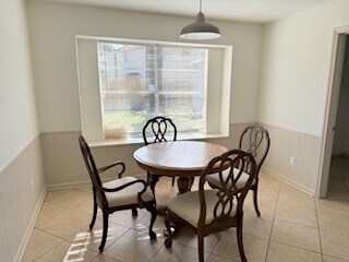 Building Photo - 10407 Rippling Fields Dr