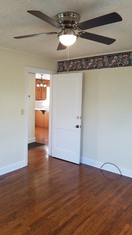 Building Photo - 7055 St John Rd