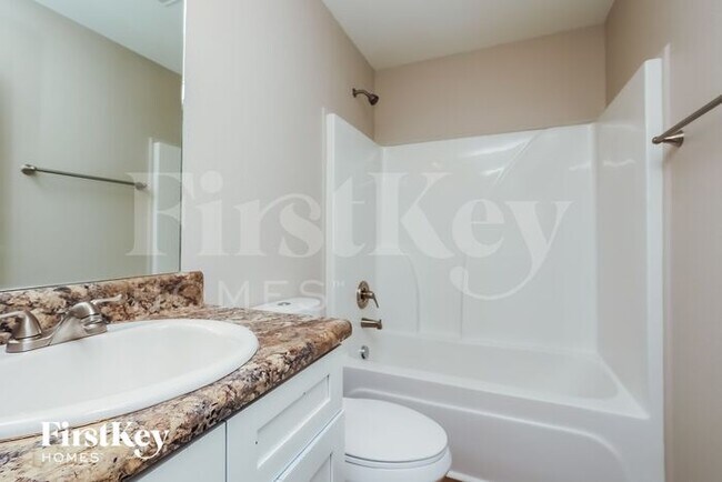 Building Photo - 1238 Catawba Way