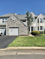 Building Photo - 16 Martin Ct