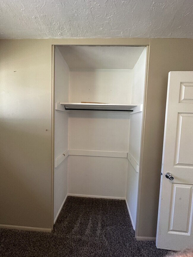 Building Photo - 1296 Buccaneer Dr