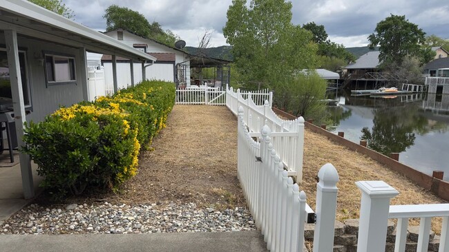 Building Photo - 13277 Anchor Village