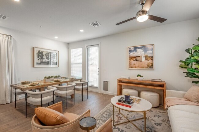 Building Photo - 3901 James Pitts Dr