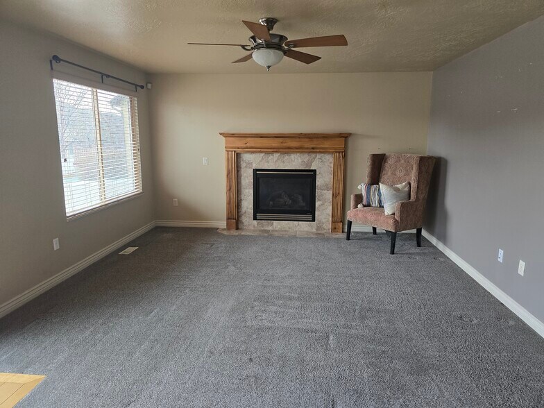 Building Photo - 10253 S Chestnut View Ct