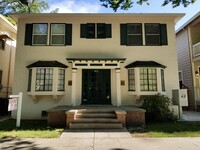 Building Photo - G Street 6 Plex