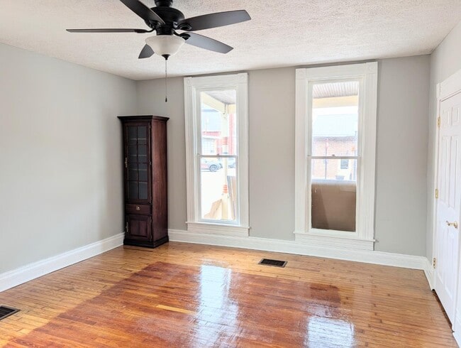 Building Photo - 317 Third Street - A upstairs