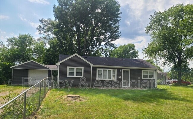 Building Photo - 7000 John Adams Way