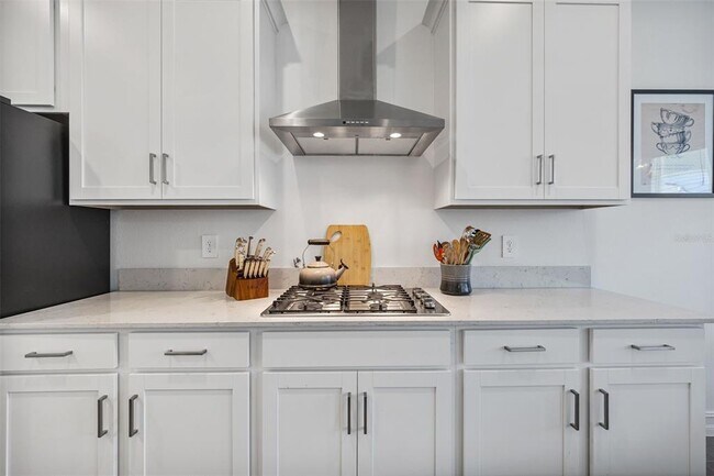 Building Photo - 6834 115th St E