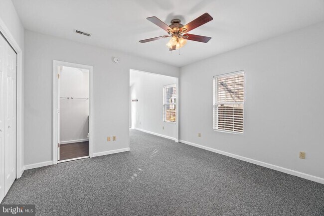 Building Photo - 516 Second St