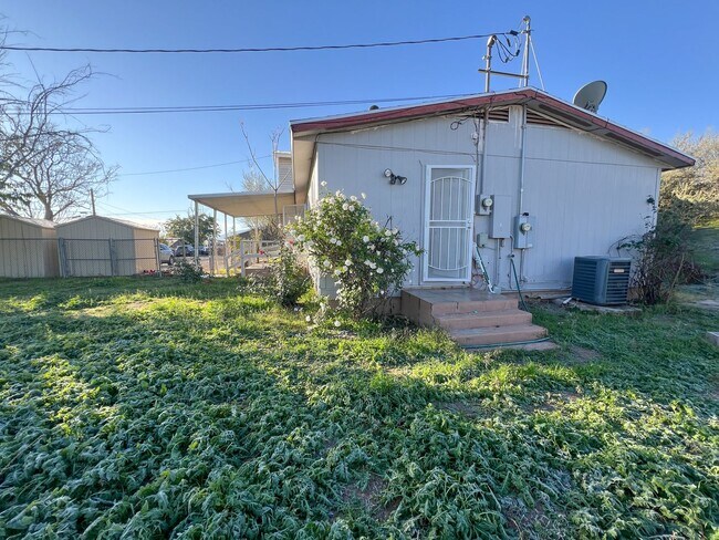 Building Photo - 114 W Head St