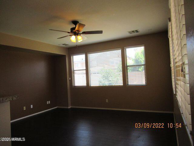 Building Photo - 3928 E Parkview Dr