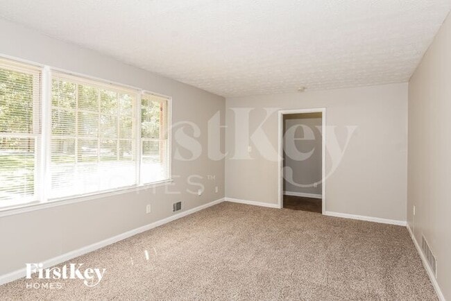 Building Photo - 6503 Tent Valley Dr