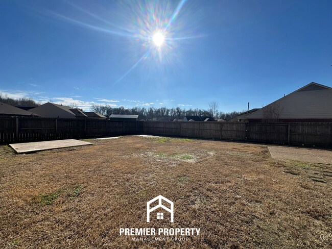 Building Photo - Spacious 3BR Cordova Home with Hardwood Floors, Garage & Fenced Yard