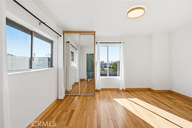 Building Photo - 1703 W 25th St