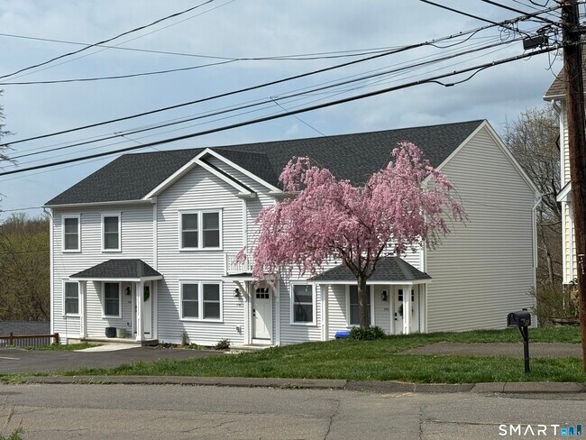 Building Photo - 37 Brainerd Rd