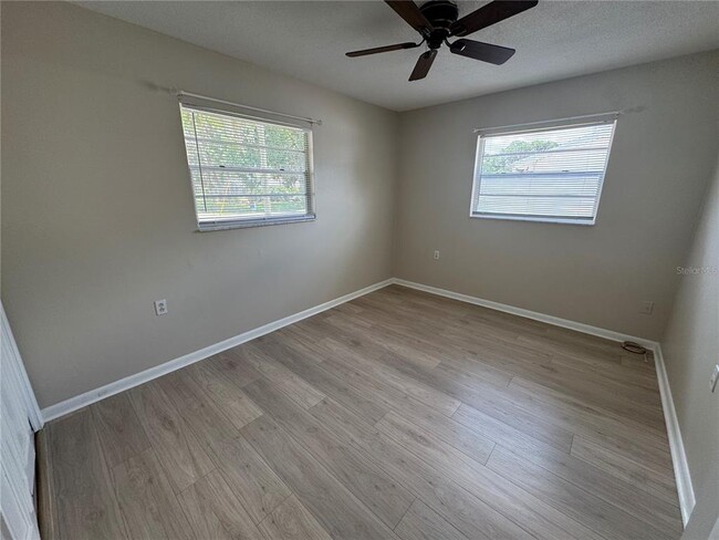 Building Photo - 32641 Lake Eustis Dr