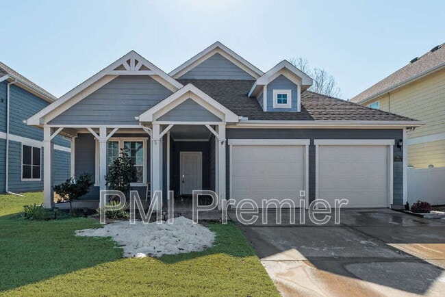 Building Photo - 9004 Blackstone Dr