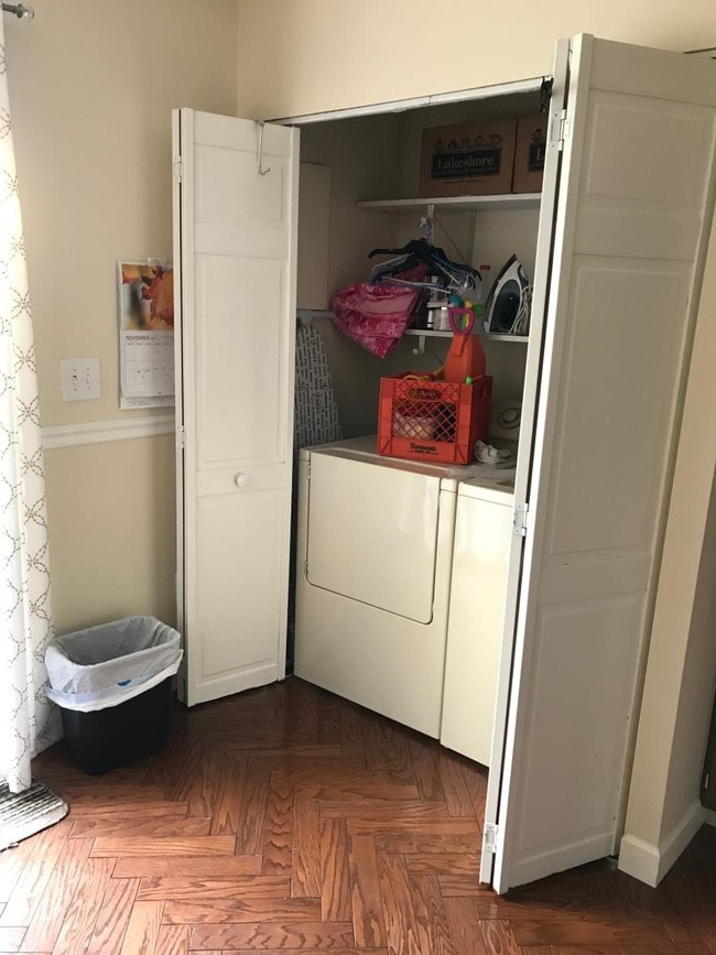 Building Photo - 116 Heritage Pl