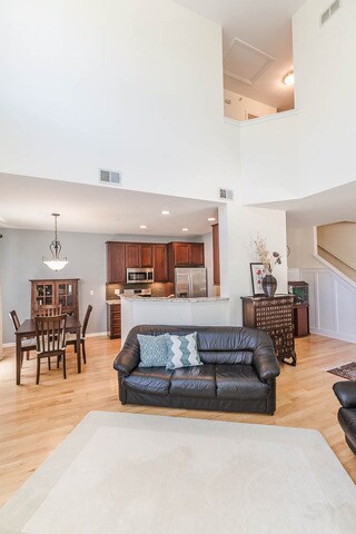 Building Photo - 1029 Enfield Dr