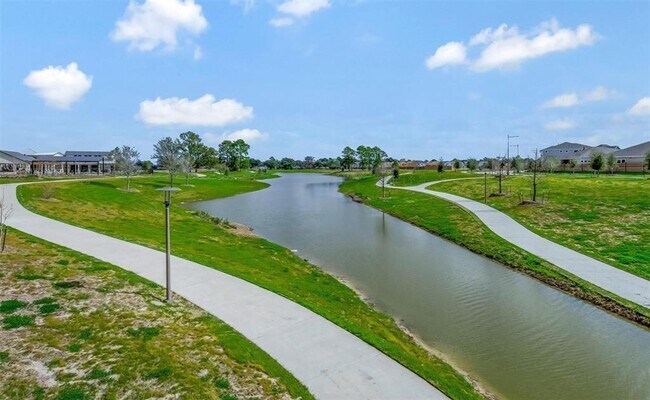 Building Photo - 4208 Peaceful Pines Ln